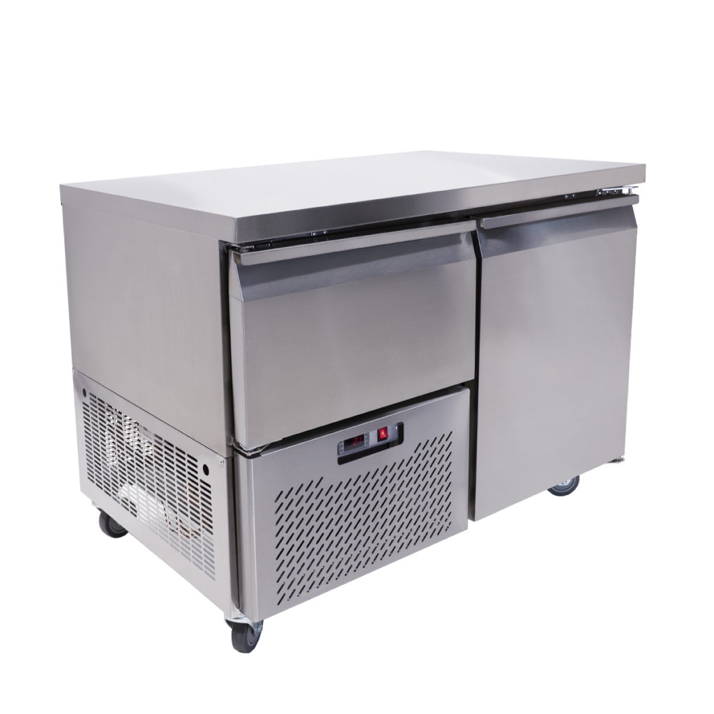 The deep 1.5 door stainless steel underbar by Salvadore.