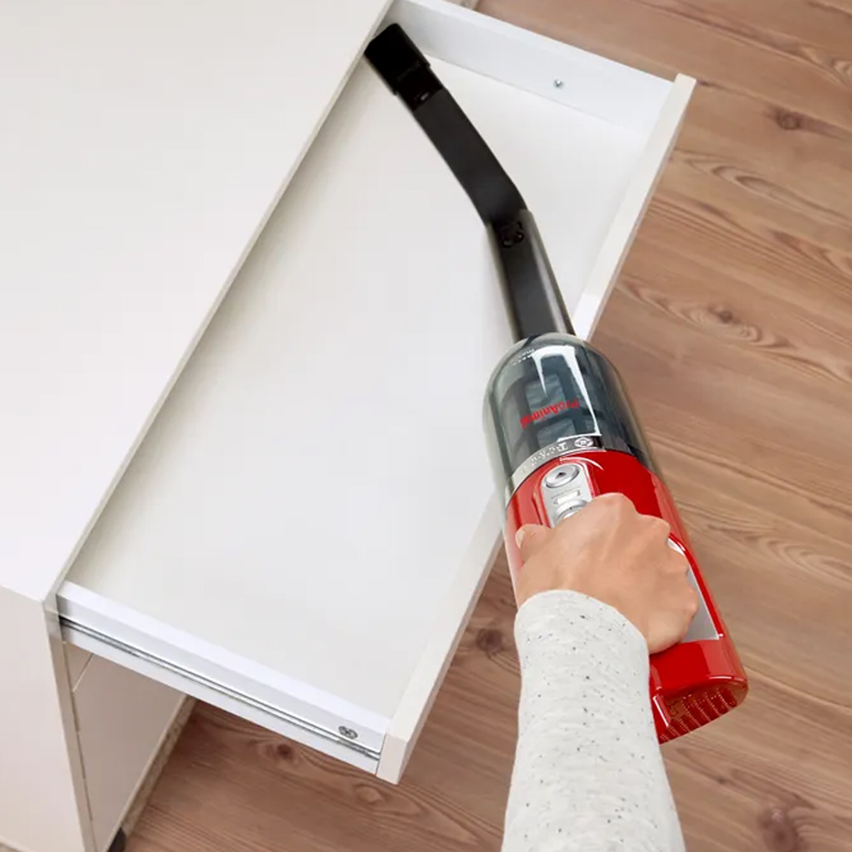 SERIES 4 HANDHELD VACUUM CLEANER RED By Bosch