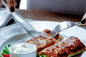 SAME LOOK, BETTER QUALITY: KNOW YOUR CUTLERY